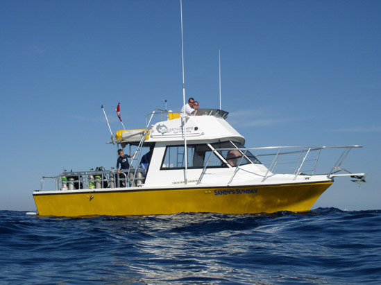 Sandy's Sunday - Dive Boat