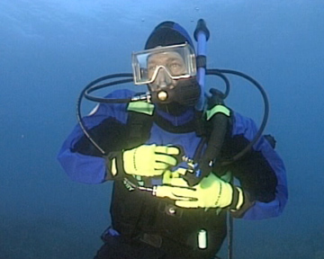 Dry Suit Dive - Neutral Buoyancy