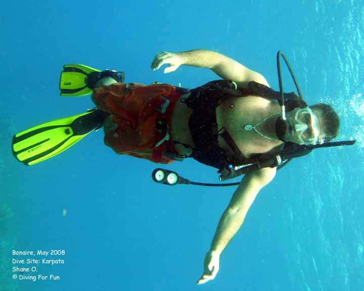 Diving For Fun - Bonaire - Sunday, May 11, 2008 - Morning Boat Dive - Dive Site: Karpata - Diver - Shane O.